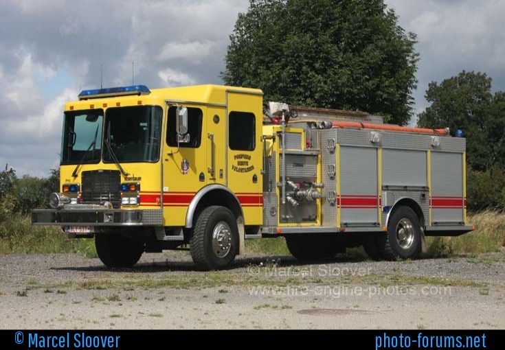 4×4 fire truck 24000 miles diesel automatic – Belgium – €35,000